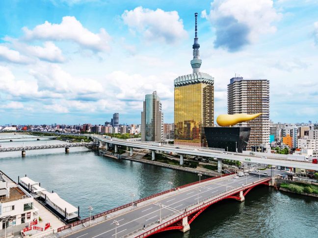 View of the Sumida River from a guest room at MIMARU Tokyo Asakusa STATION. A family hotel in Tokyo conveniently located just a 1-minute walk from Asakusa Station. An Apartment Hotel close to supermarkets, ideal for families traveling with babies and toddlers